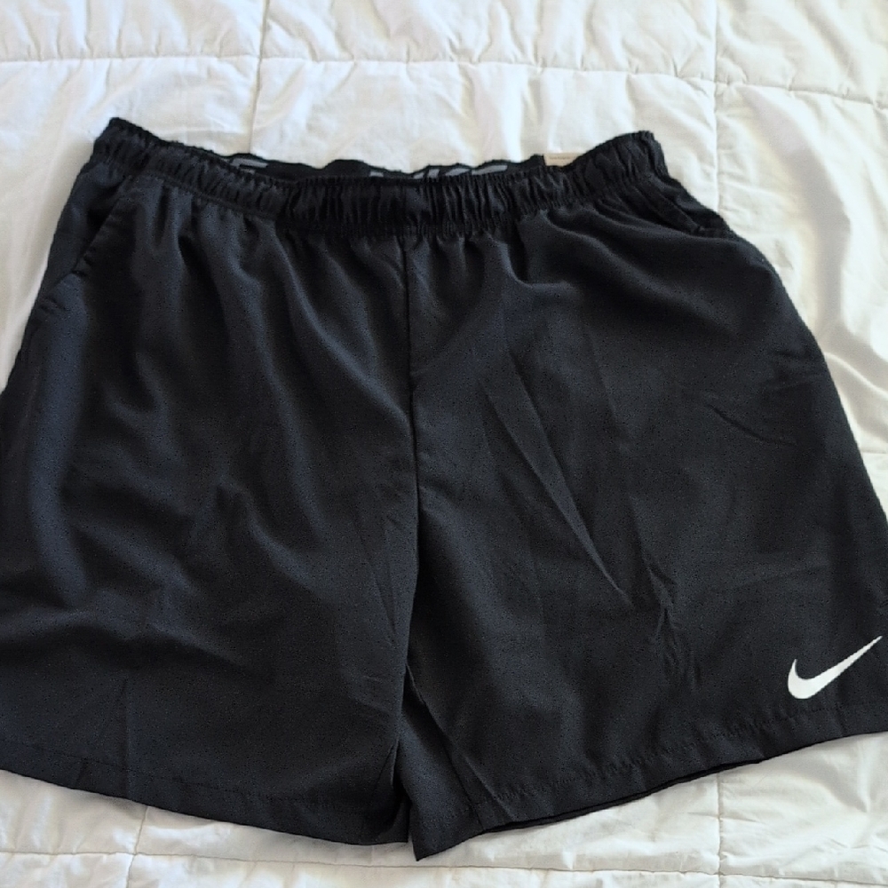 Nike Men's Black Shorts